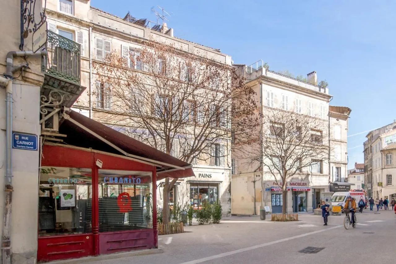 Large And Bright Studio With Ac At The Heart Of Avignon - Welkeys Lejlighed 0*,  Frankrig